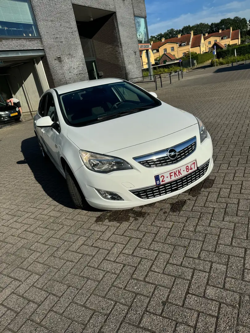 Opel Astra 1.3 CDTI DPF ecoFLEX Start/Stop Selection - 2