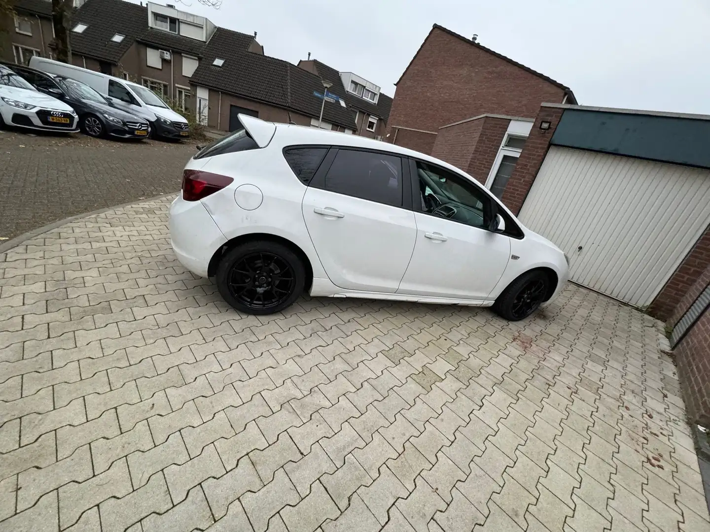 Opel Astra 1.3 CDTI DPF ecoFLEX Start/Stop Selection - 1