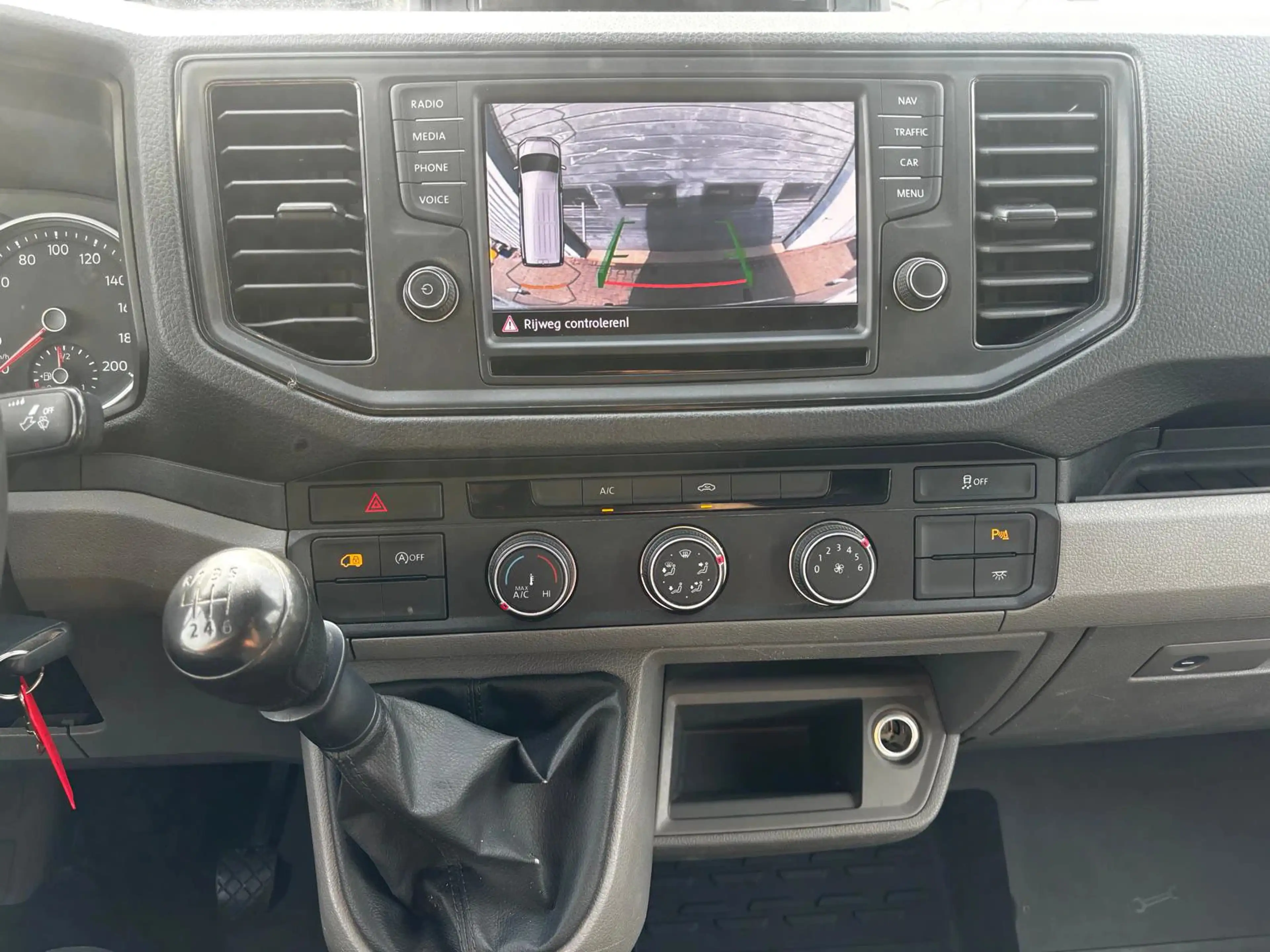 Volkswagen Crafter 2.0 TDI L2 H2 Airco Camera 3500KG Trekhaak! — photo 14