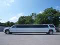 Cadillac Escalade 203-inch Stretch Limousine by Moonlight Industries Weiß - thumbnail 7