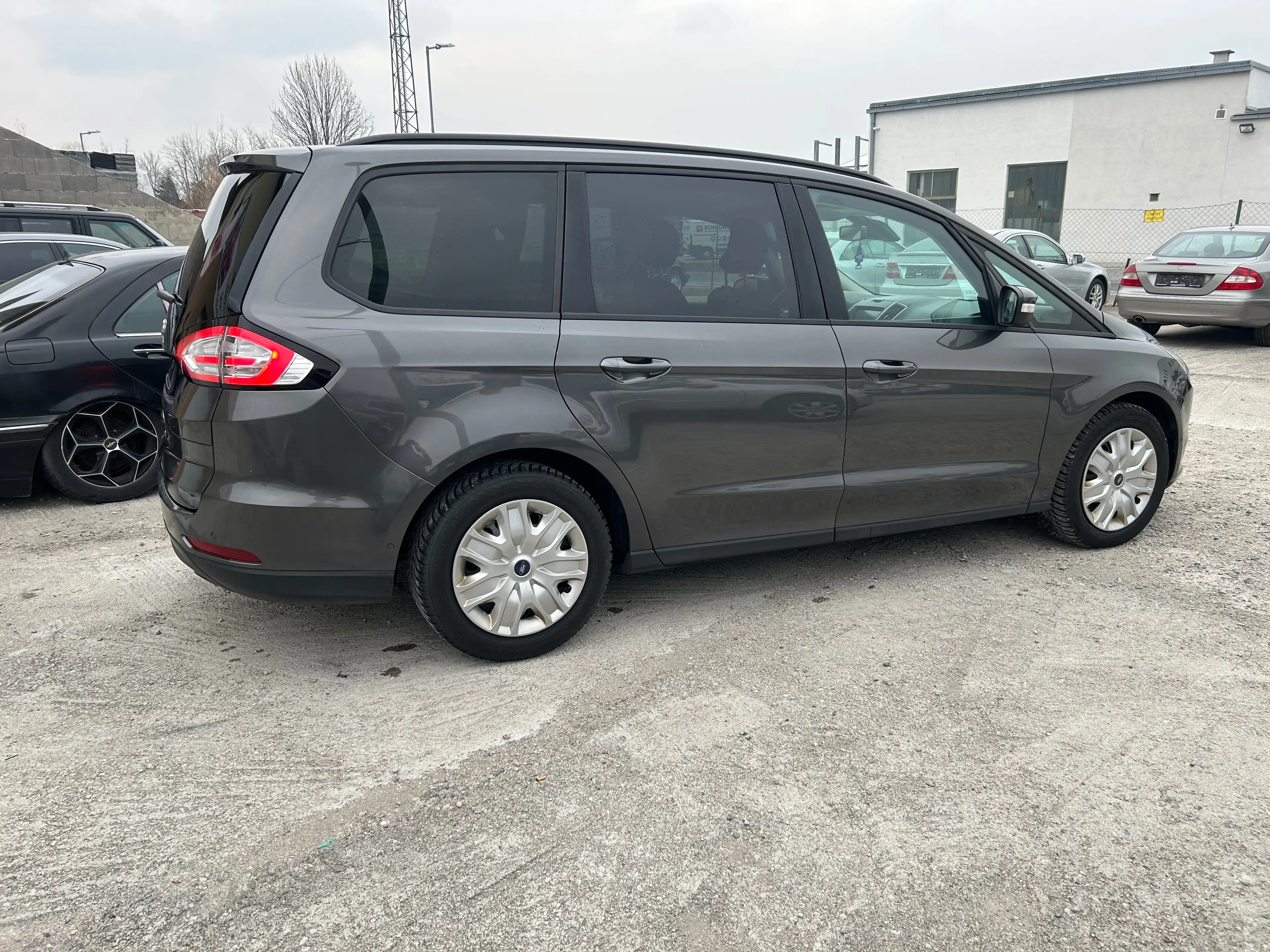 Ford Galaxy Galaxy 2,0 TDCi Trend Start/Stop Trend — photo 5