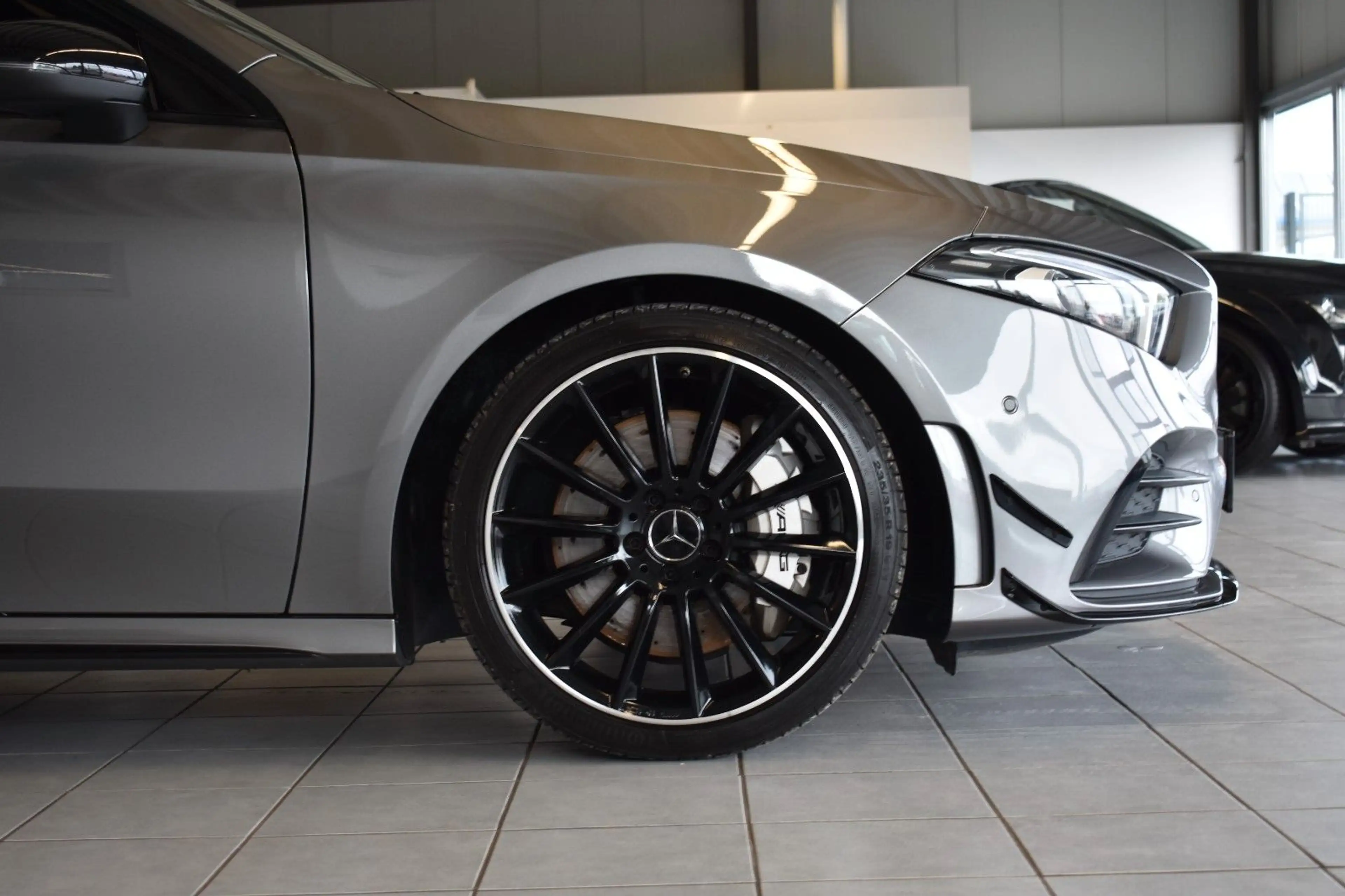 Mercedes-Benz A 35 AMG Lim. 4Matic/AERO-P./BURMESTER/NIGHT-P. — photo 9
