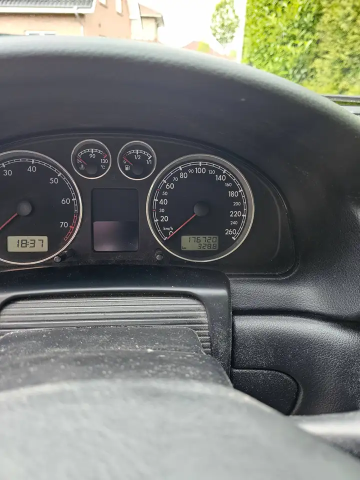 Volkswagen Passat Variant 1.6, foto 5