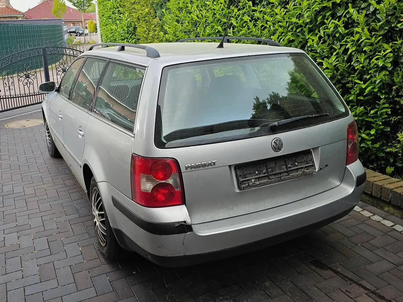 Volkswagen Passat Variant 1.6, foto 1