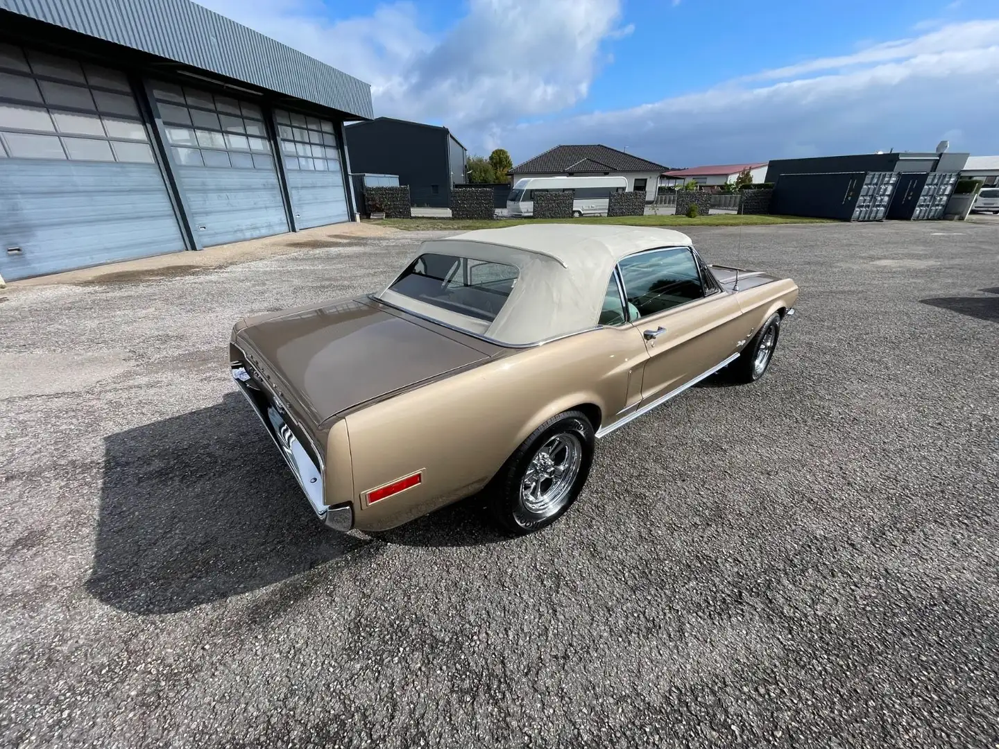 Ford Mustang Cabrio, hervorragender Unterboden Gold - 2