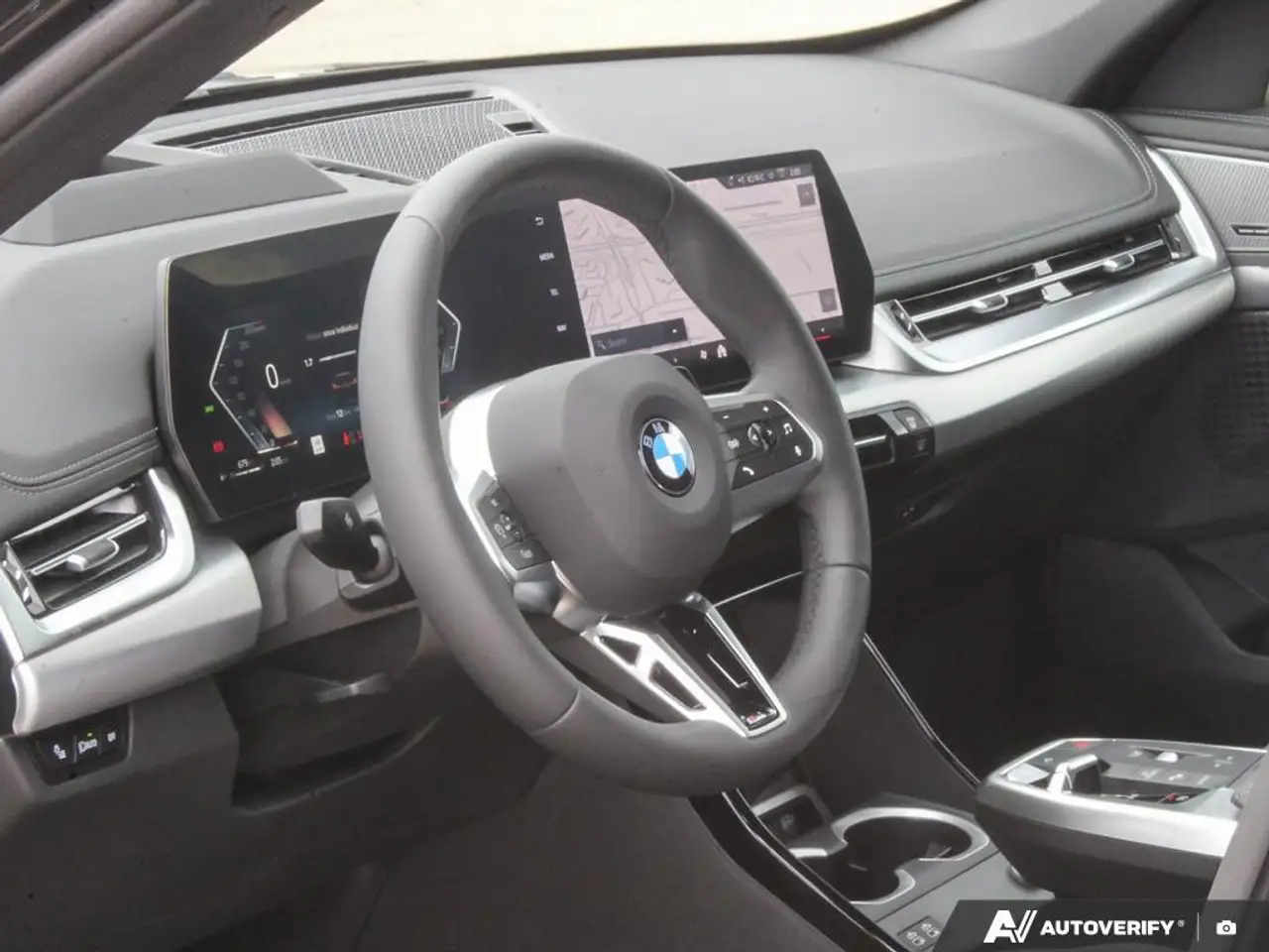 BMW X1 снимка BMW X1