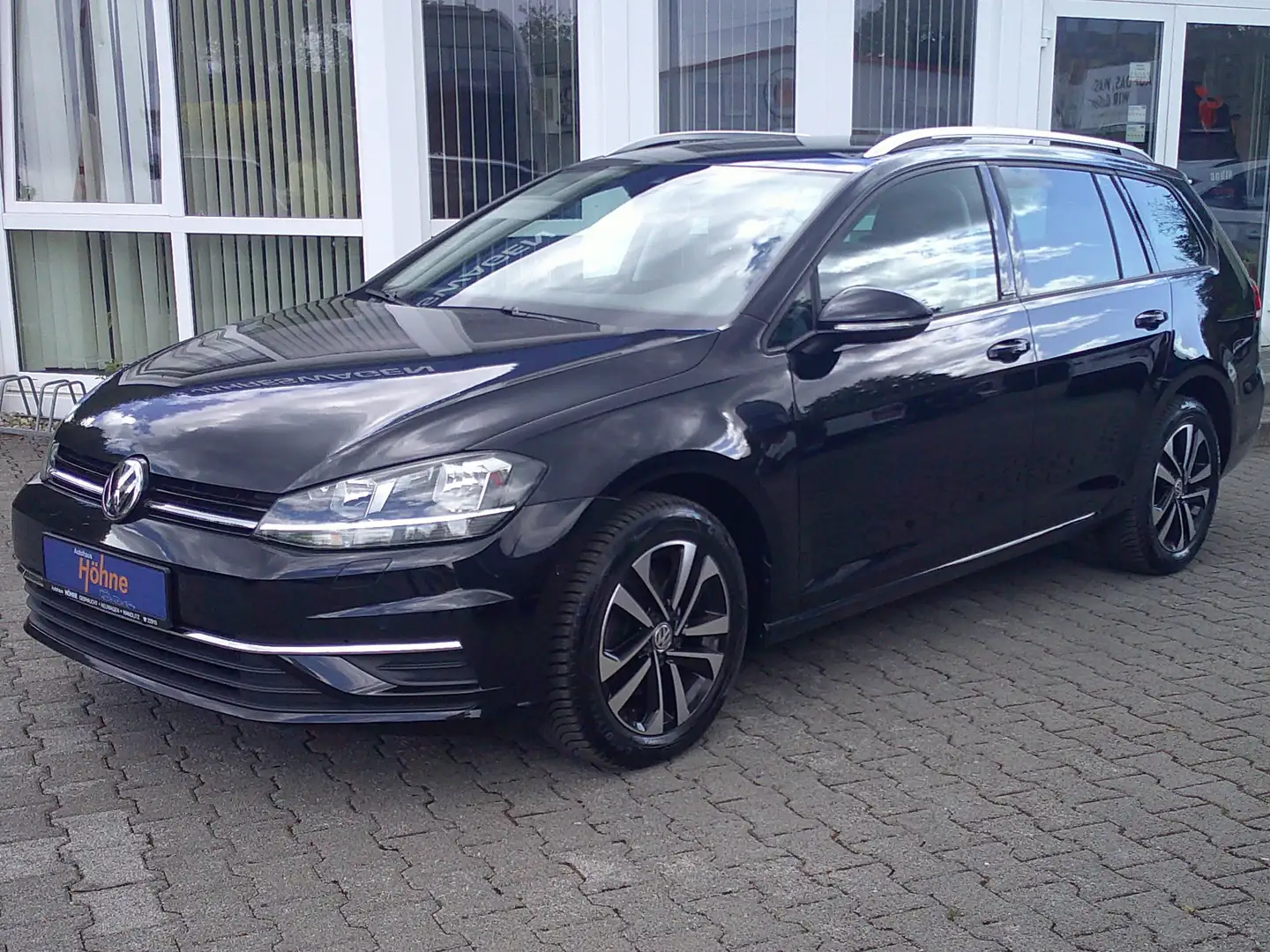 Volkswagen Golf Variant IQ.DRIVE ACC Fernlichtassistent Noir - 1