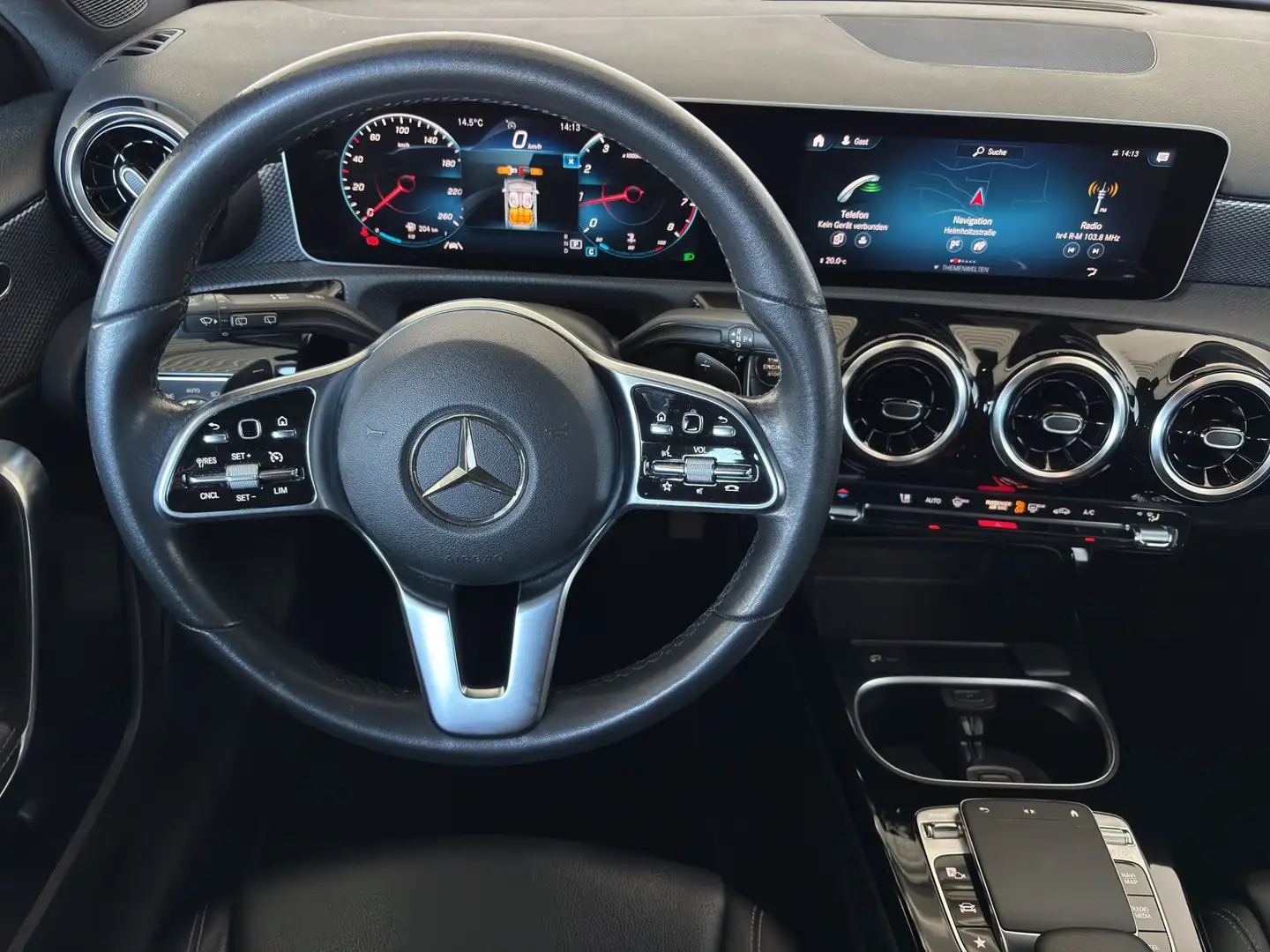 Mercedes-Benz A 200 A200 7G DCT Progressive NAVI/ParkAssi+/MBUX Negro - 2