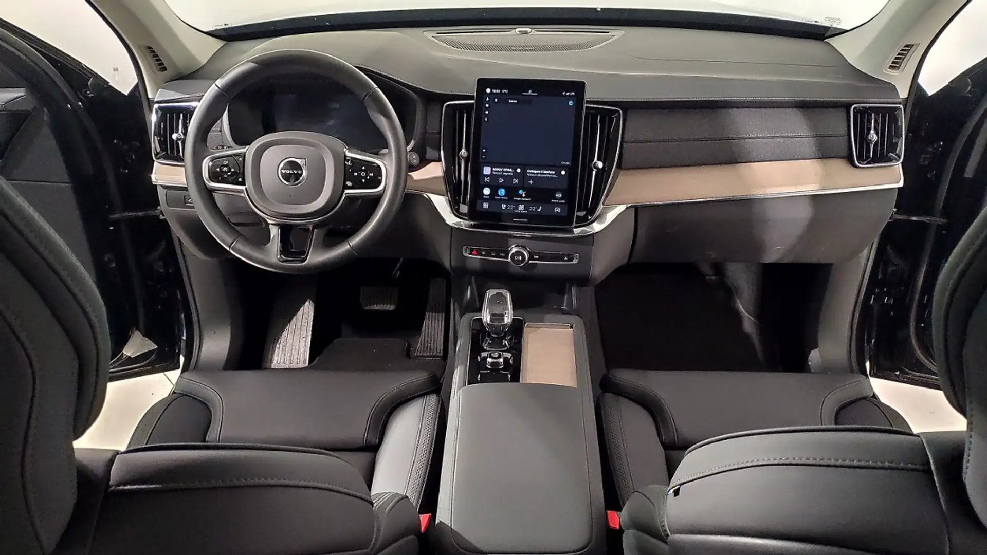 Volvo XC90 B5 Mild Hybrid Awd Automatico 7 Posti Plus Bright Černá - 2