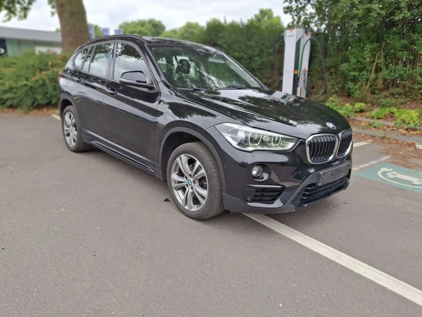 BMW X1 2.0 d sDrive18 Sport Édition Garantie 1an Noir - 1