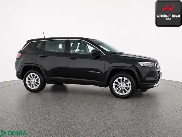 Jeep Compass view 6