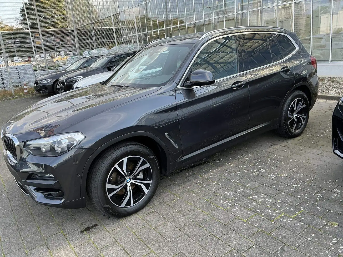 BMW X3 xDrive 20 d Kamera*LiveCP*LED*Leder*DAB*Navi* Grau - 1