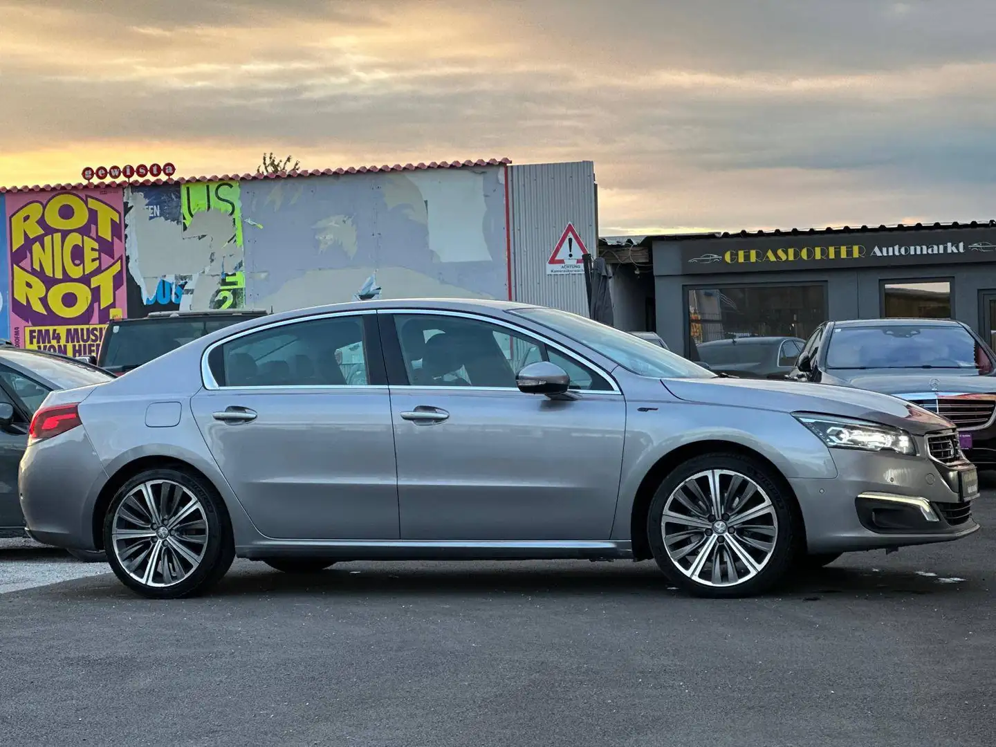 Peugeot 508 2.0HDI Aut. GT-Line *1-Besitz*Massagesitz*Led*Leder*Headup* Grau - 1