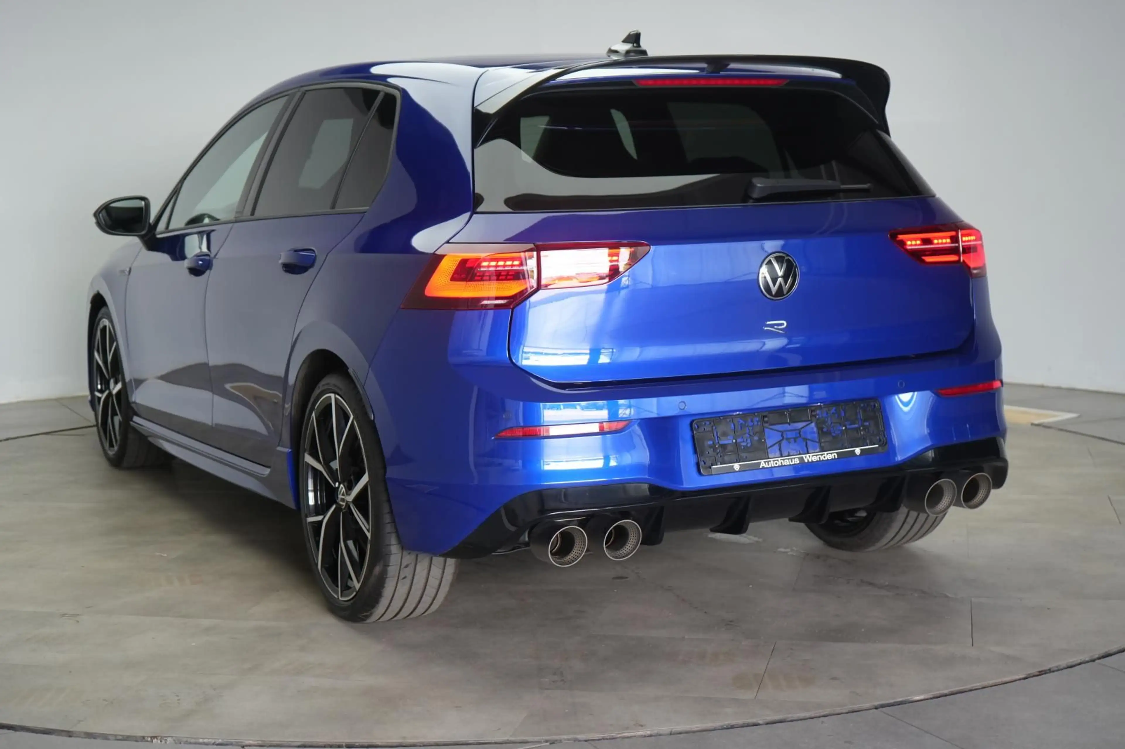 Volkswagen Golf R 2.0 TSI 4Motion DSG Akrapovic/Leder/ACC/K — photo 5