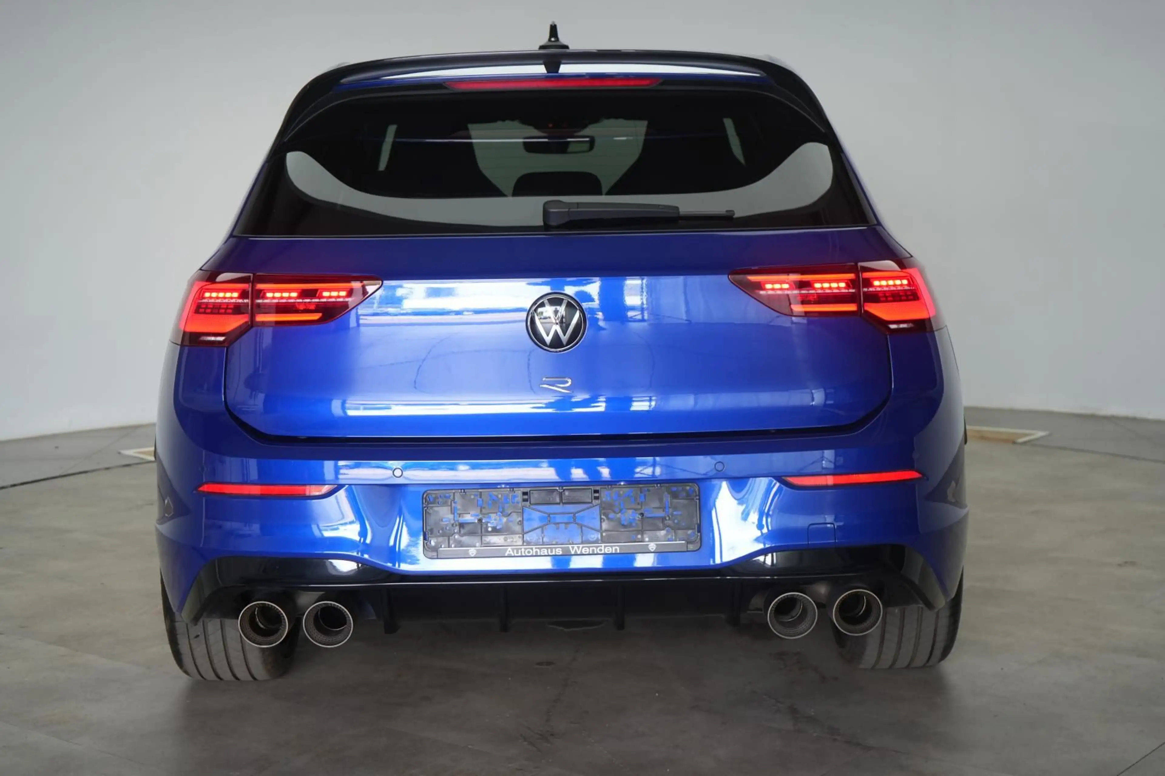 Volkswagen Golf R 2.0 TSI 4Motion DSG Akrapovic/Leder/ACC/K — photo 7
