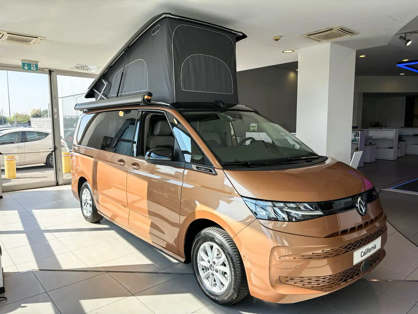 Volkswagen T7 California beach camper dsg *promo per targa entro il 31/8* Bronzo - 1