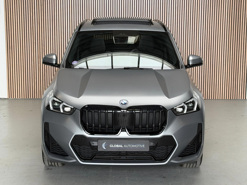 BMW X1 XDrive30e M sport - 326PK - PANORAMADAK - 360 CAME — photo 4