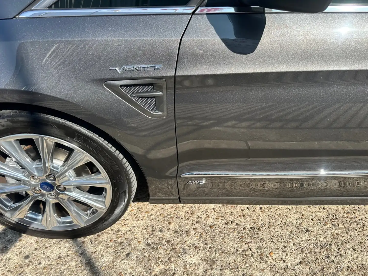 Ford S-Max Vignale 2.0TDCi AWD Powershift 180 Gris - 2