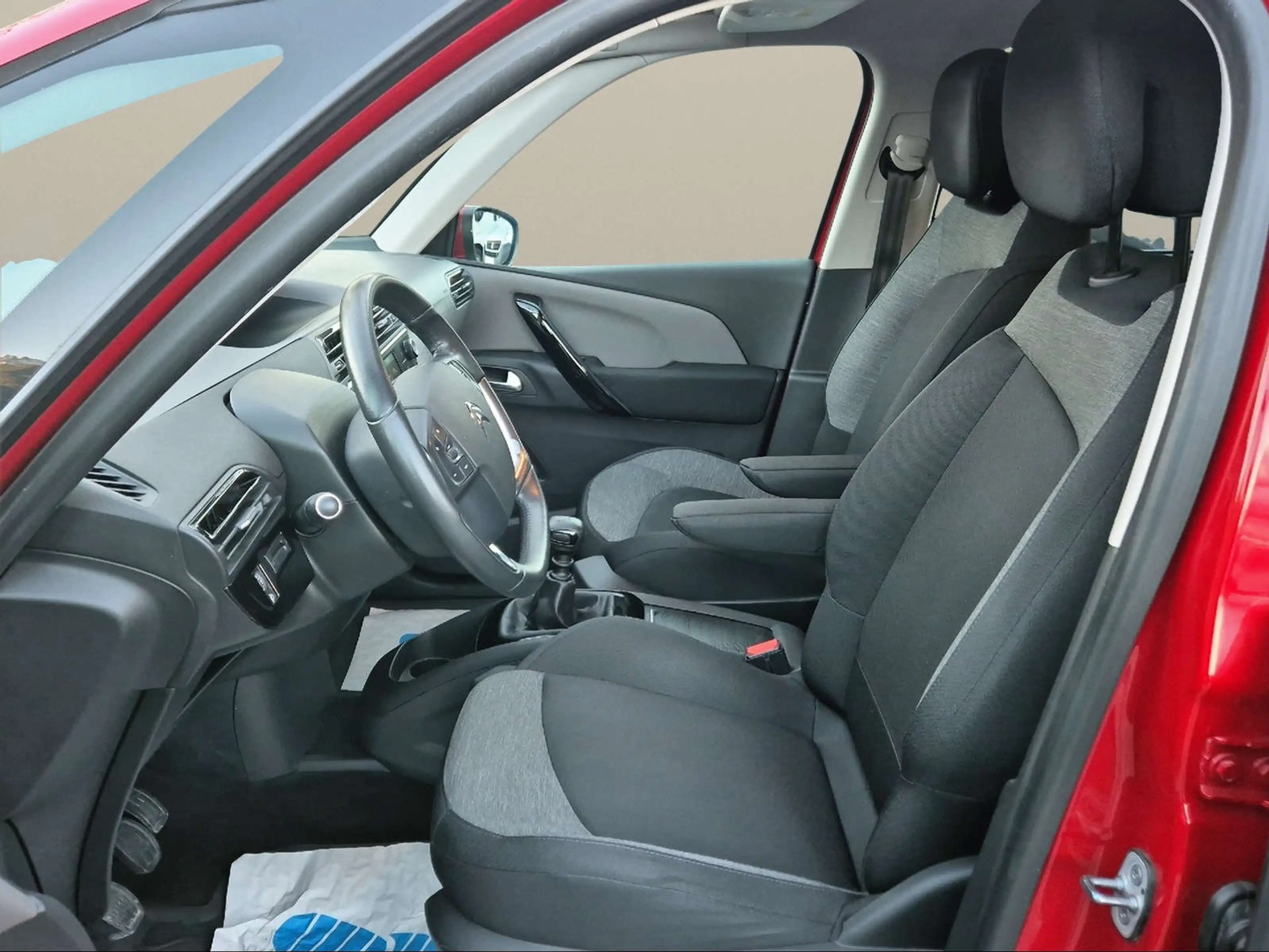 Citroen C4 SpaceTourer — photo 8