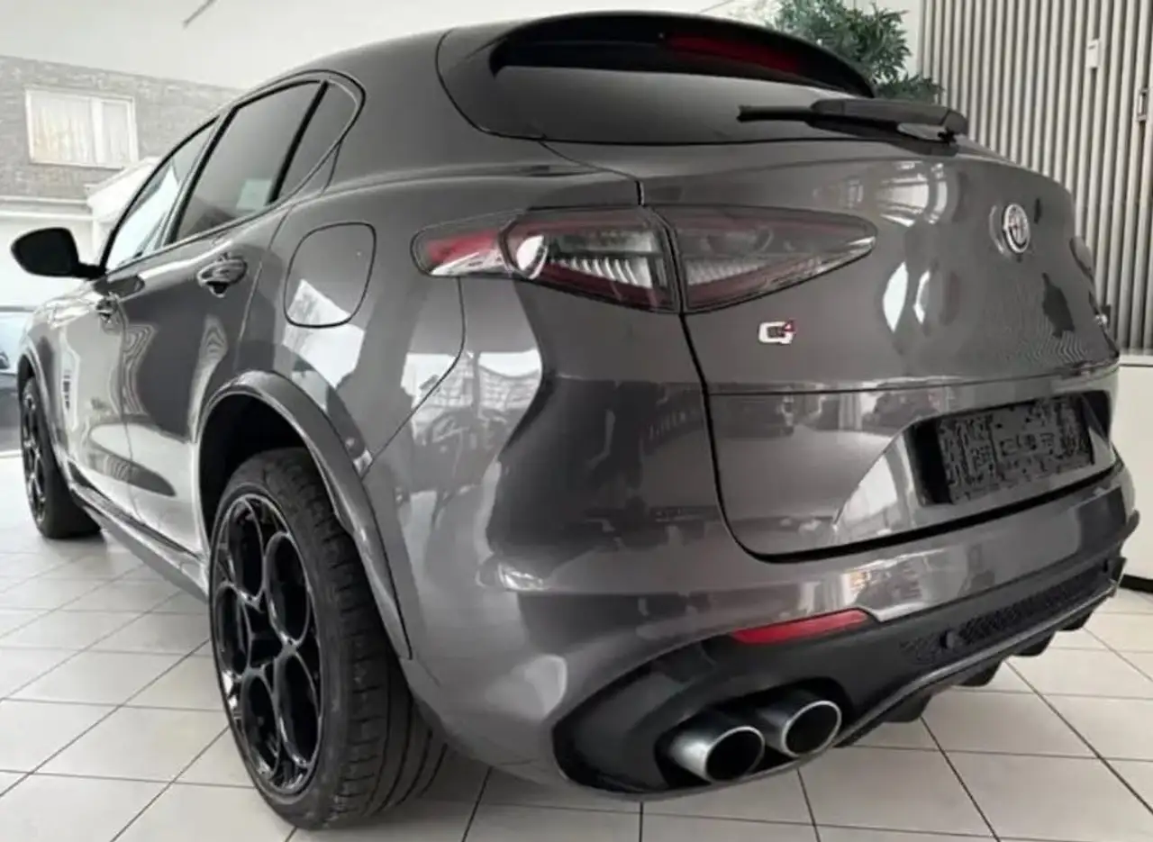Alfa Romeo Stelvio 2022