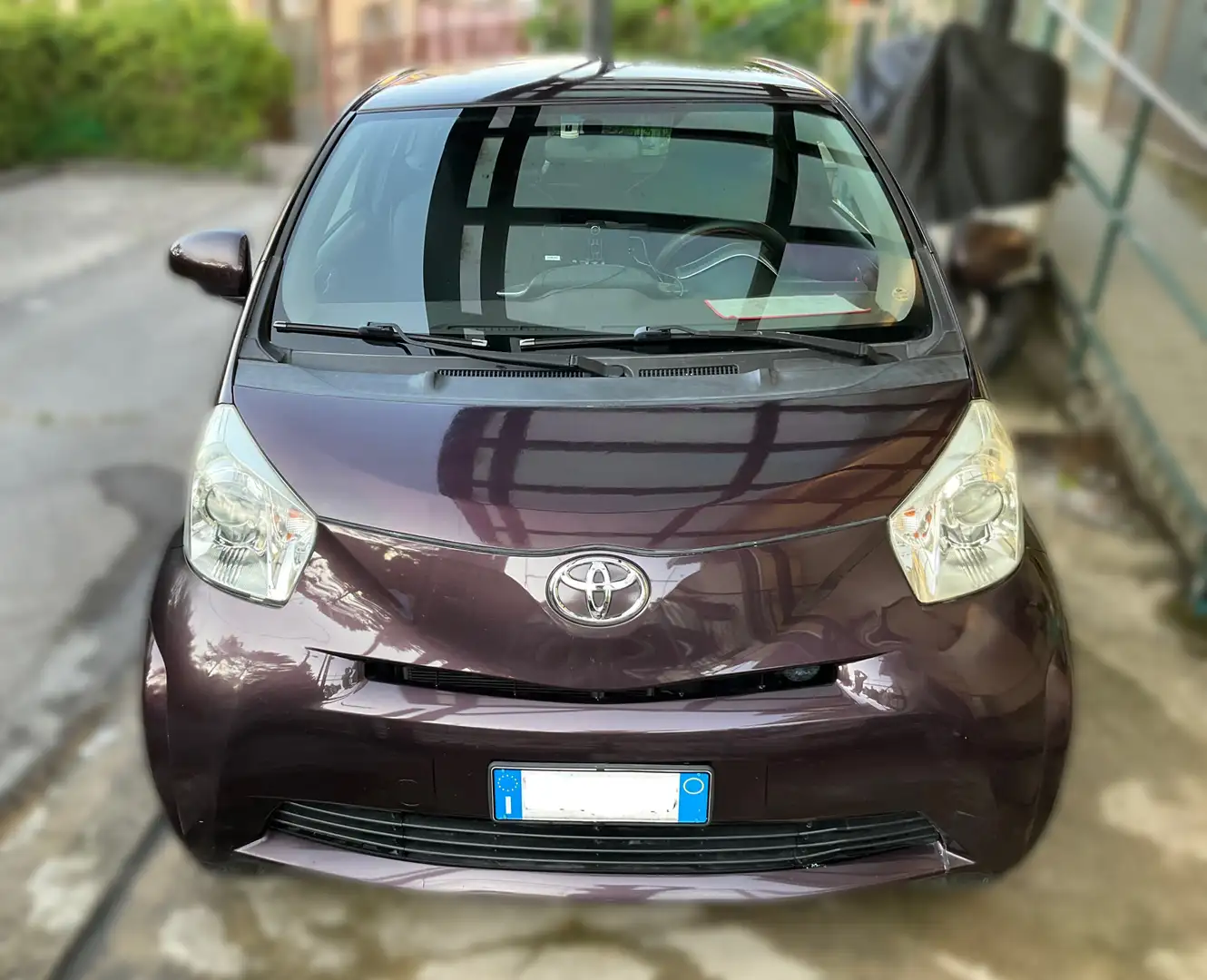 Toyota iQ 1.0 cvt (multidrive) - 1