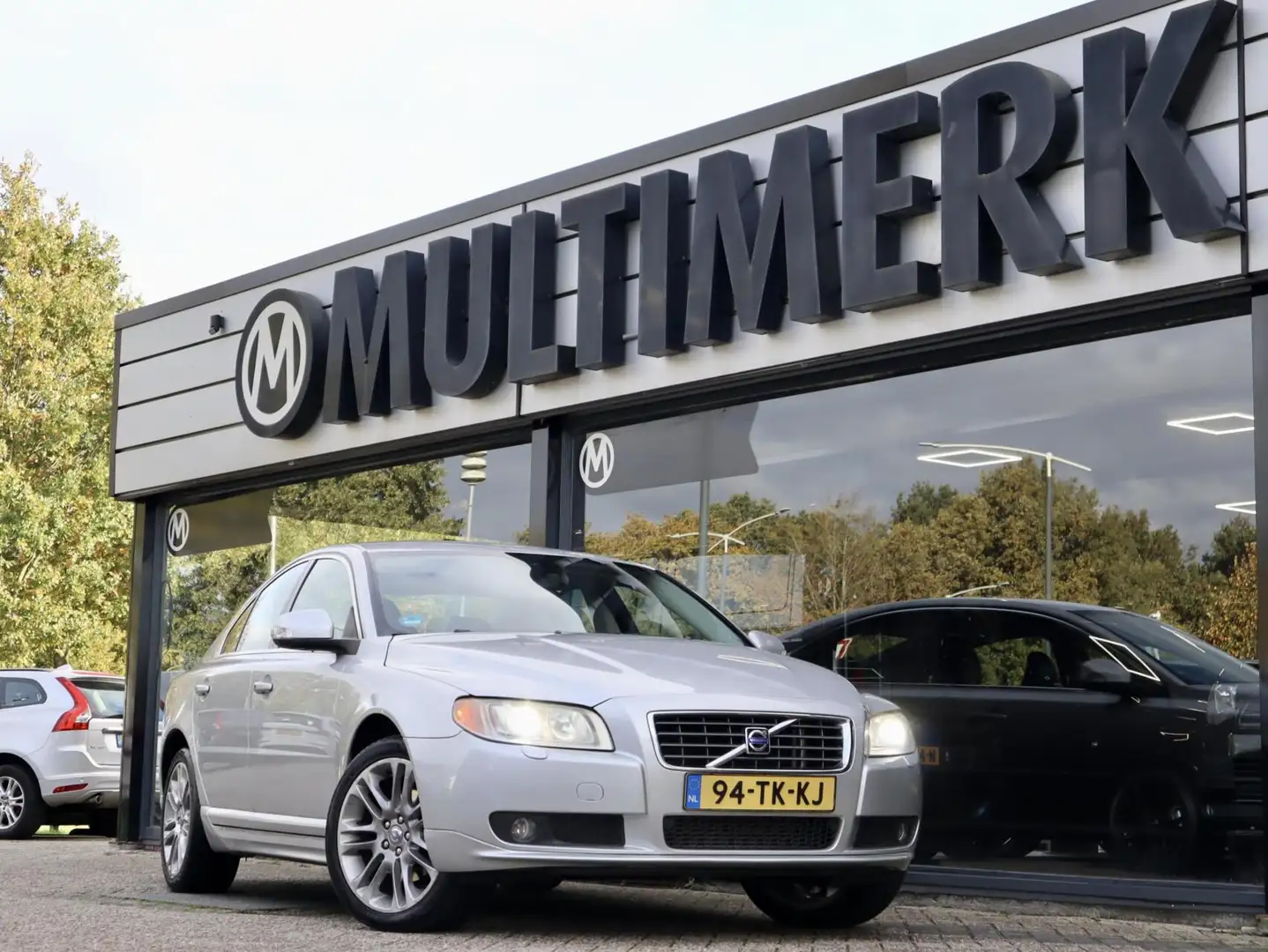 Volvo S80 2.4 D5 Summum, uniek lage km. stand met NAP Gris - 1