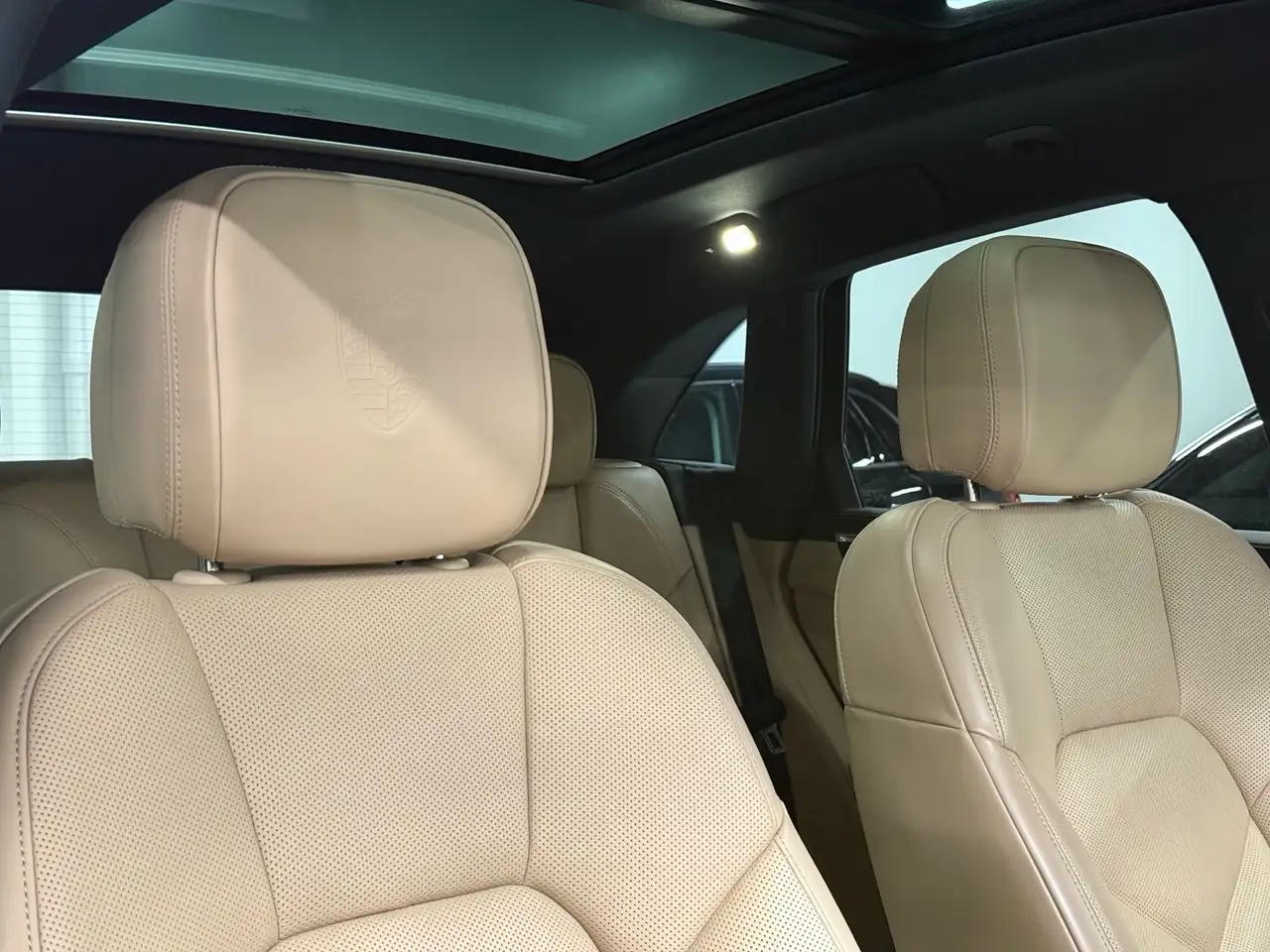Porsche Macan снимка Porsche Macan