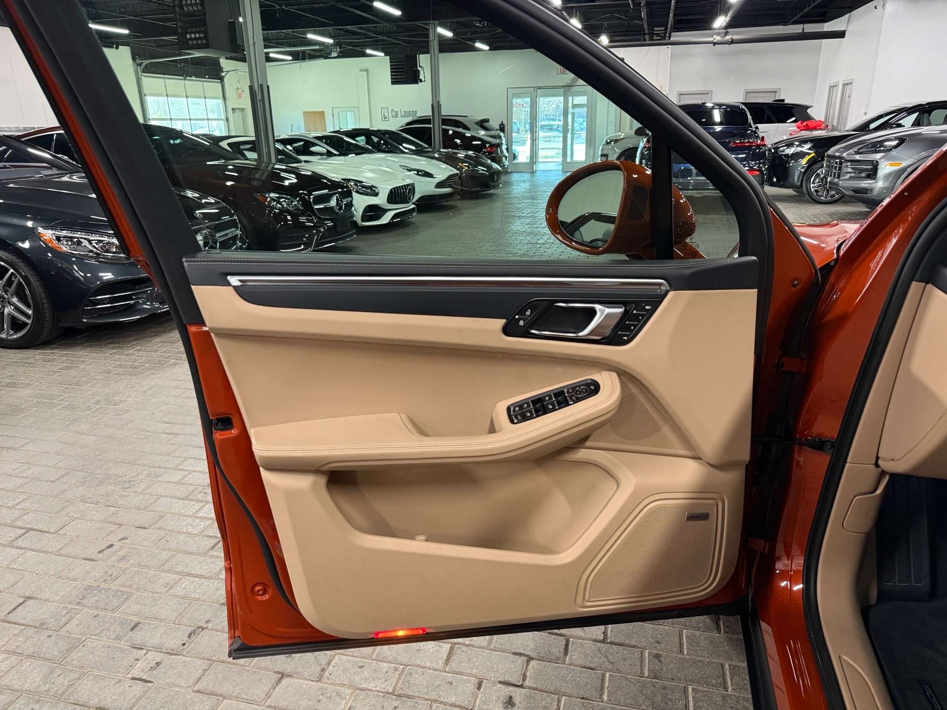 2024 Porsche Macan AWD | PREMIUM PACK PLUS | NO ACCIDENT thumb 16