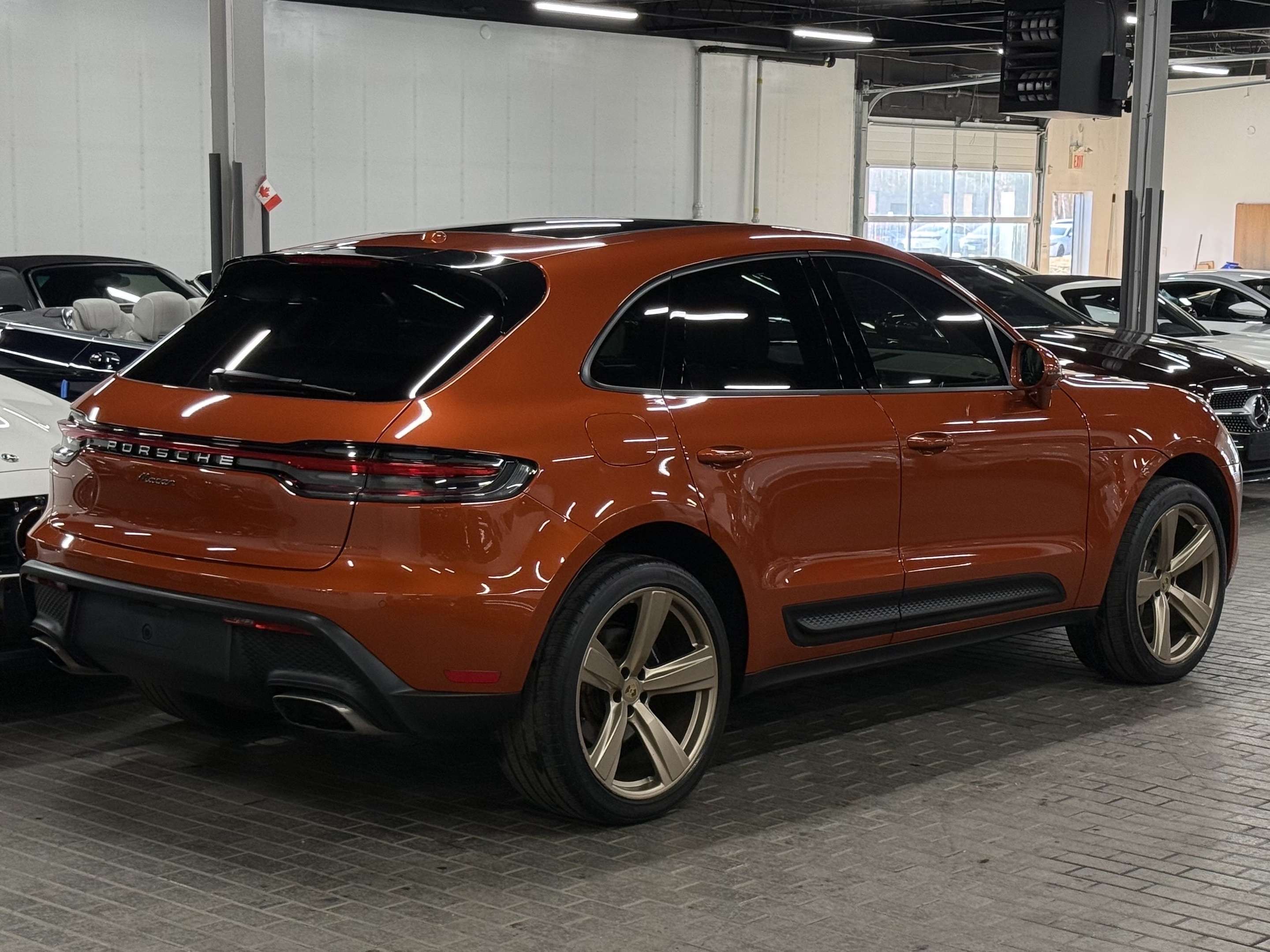 2024 Porsche Macan AWD | PREMIUM PACK PLUS | NO ACCIDENT alt 5