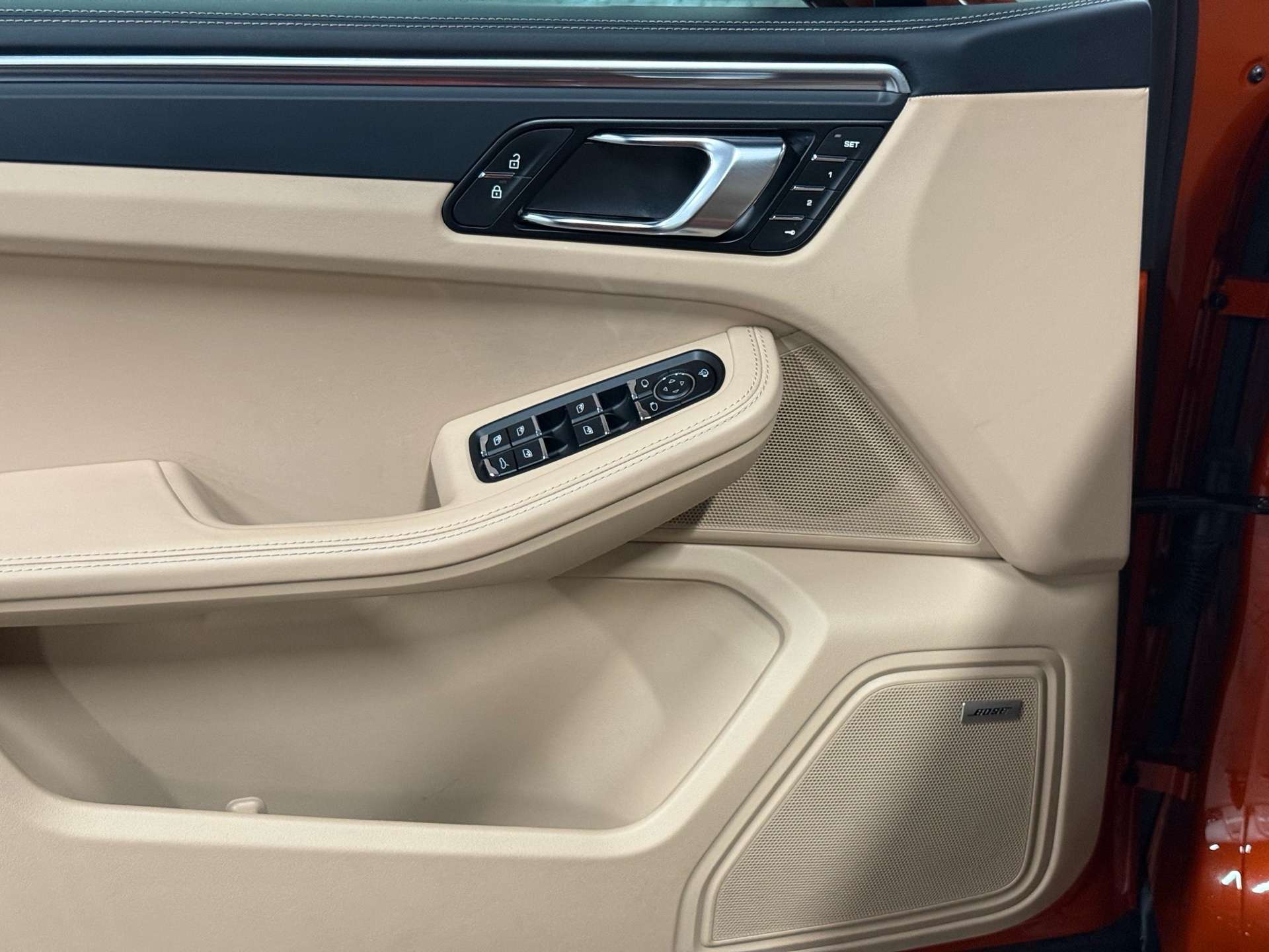 2024 Porsche Macan AWD | PREMIUM PACK PLUS | NO ACCIDENT thumb 17