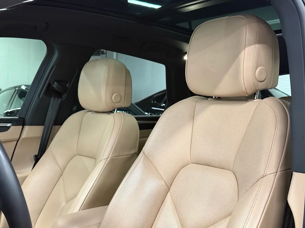 Porsche Macan снимка Porsche Macan