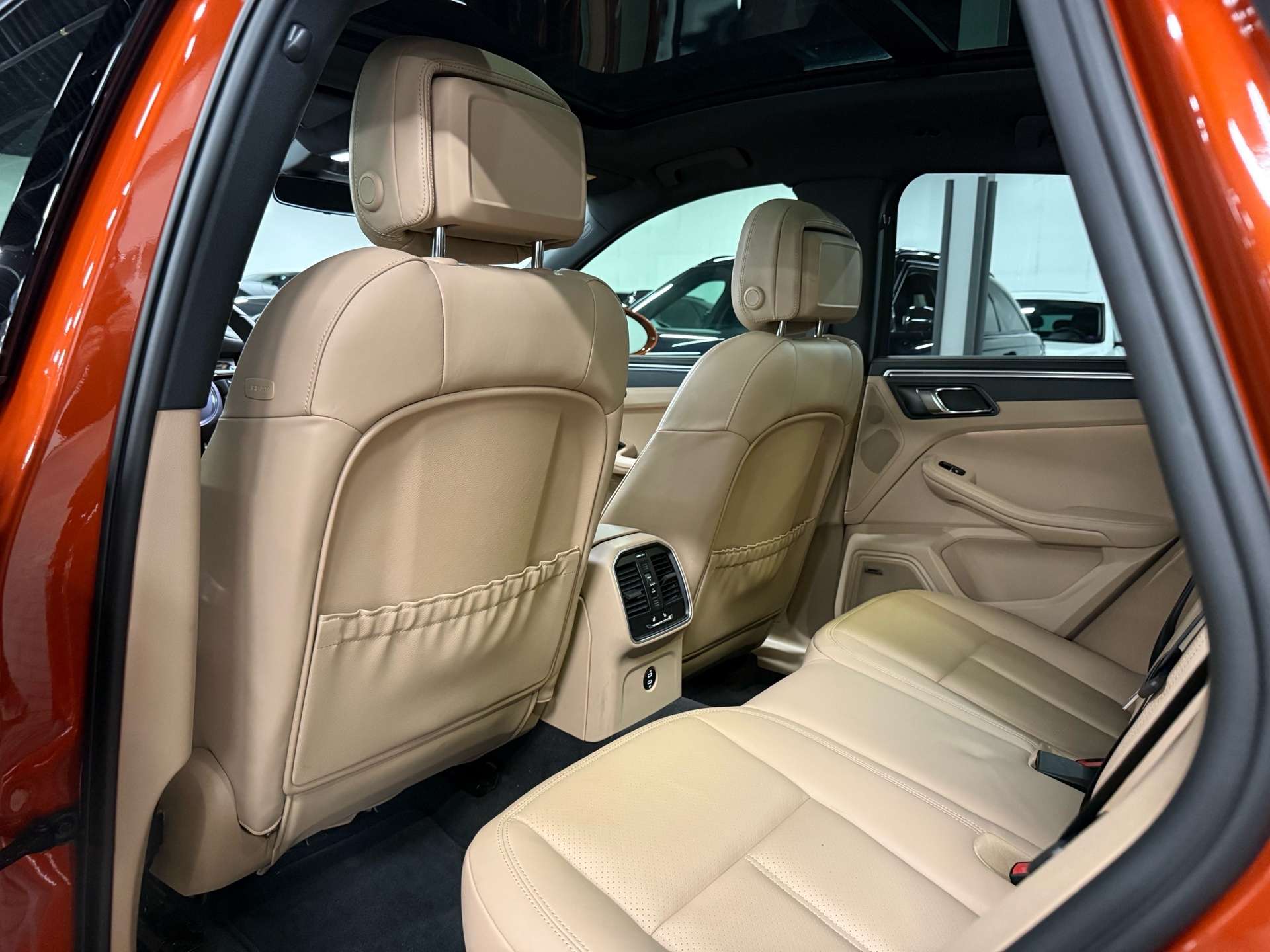 2024 Porsche Macan AWD | PREMIUM PACK PLUS | NO ACCIDENT thumb 24