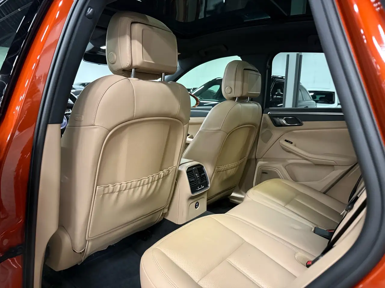 Porsche Macan снимка Porsche Macan