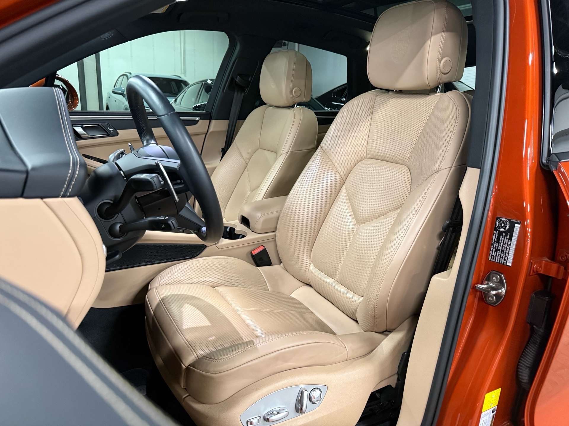 2024 Porsche Macan AWD | PREMIUM PACK PLUS | NO ACCIDENT thumb 18