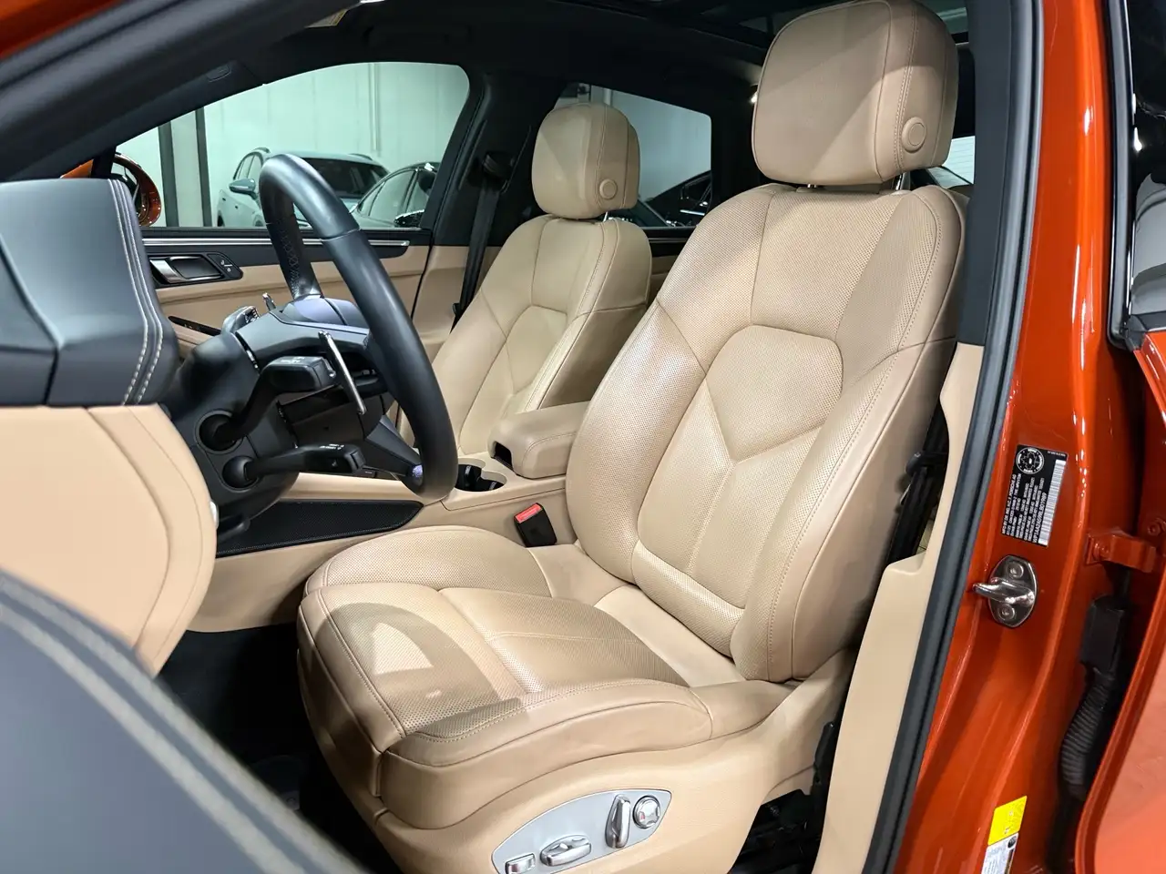 Porsche Macan снимка Porsche Macan