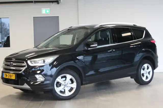 Ford Kuga 1.5-150pk EcoBoost Titanium. Nette Ford Kuga met e