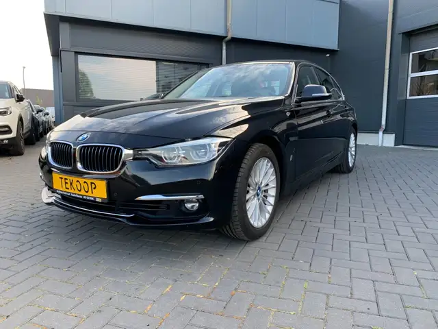 BMW 330 330e Hybride Aut.High-Executive Navigatie Leder