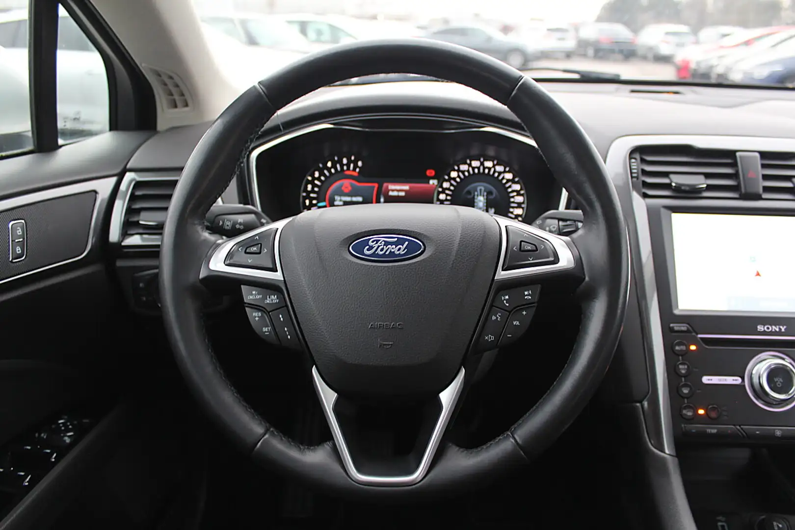 Ford Mondeo Traveller Titanium 2,0 EcoBlue SCR Panorama,RFK... Silber - 2