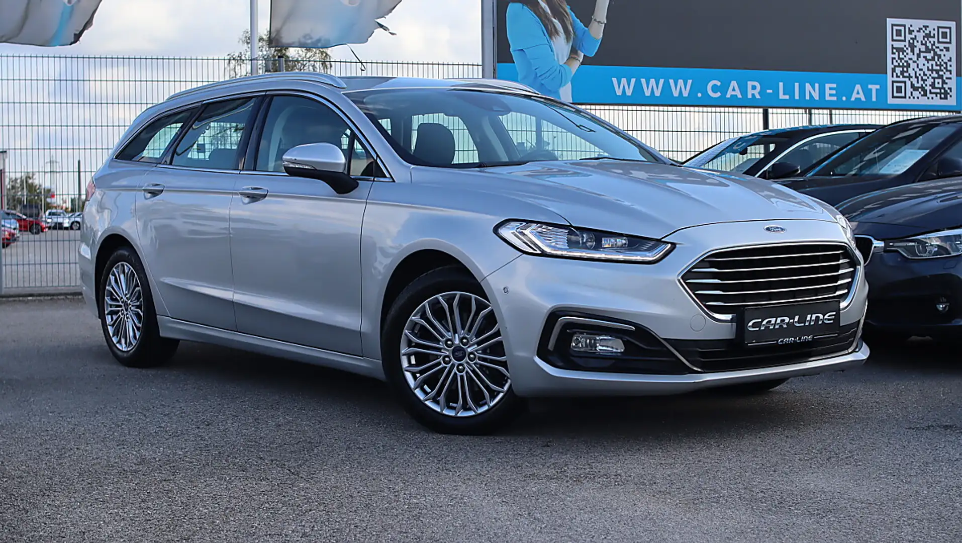 Ford Mondeo Traveller Titanium 2,0 EcoBlue SCR Pano RFK Key... Silber - 1