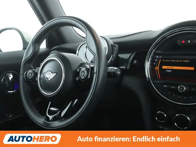 Mini Hatch view 13