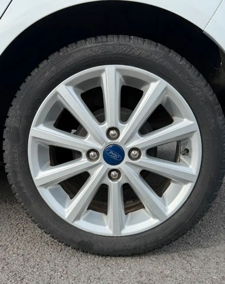 Ford Fiesta 5 portes — photo 10