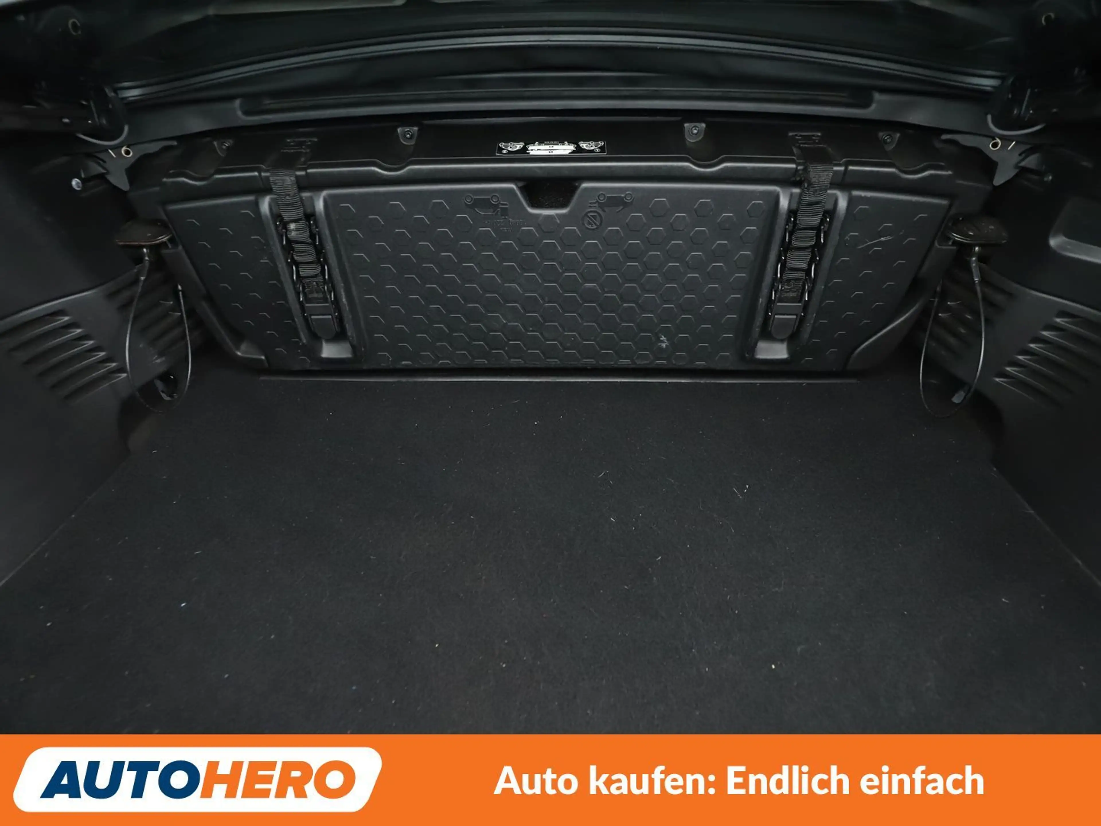 smart forTwo electric drive 60 kW Aut.*TEMPO*SHZ* — photo 15