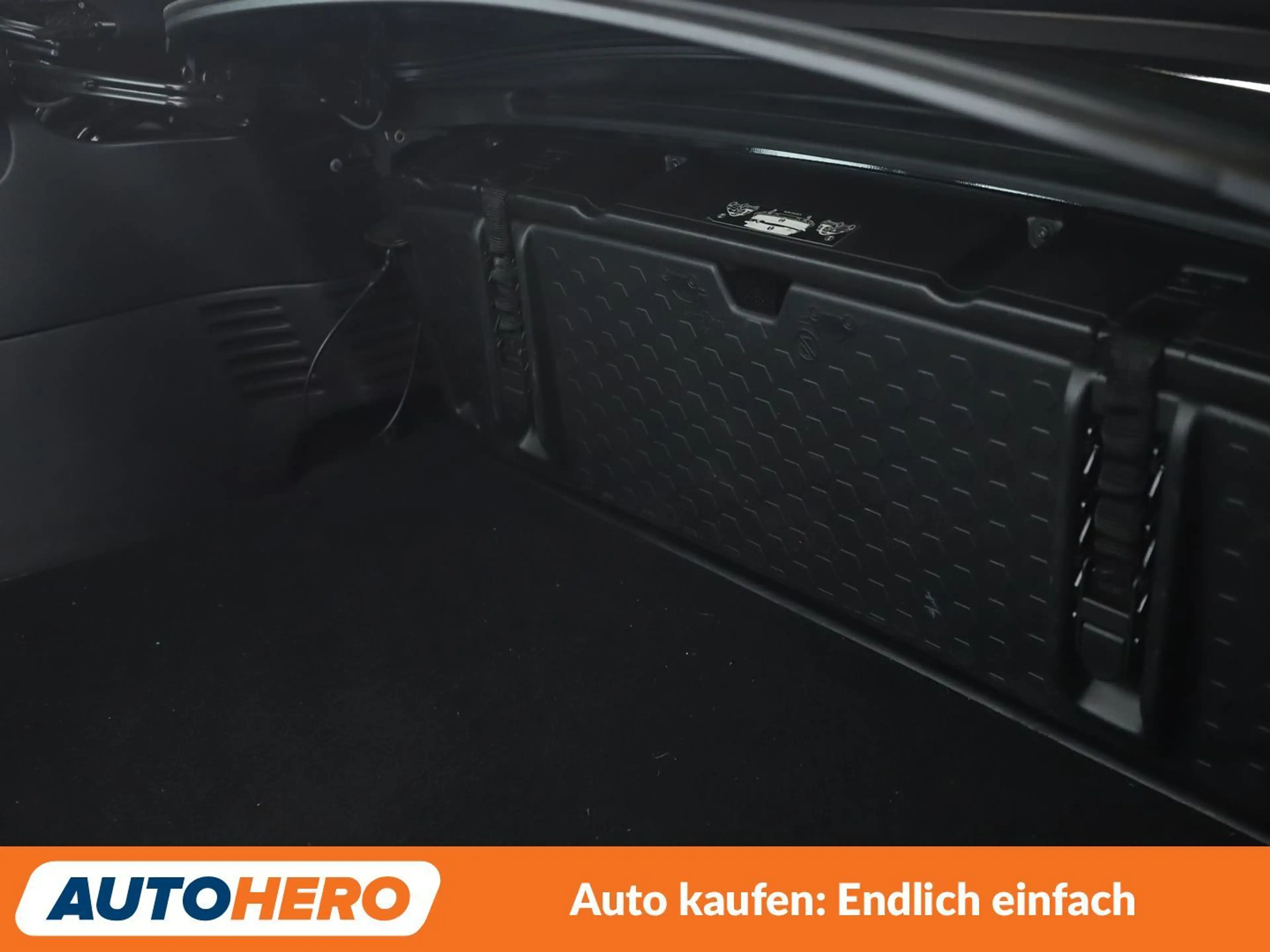 smart forTwo electric drive 60 kW Aut.*TEMPO*SHZ* — photo 14