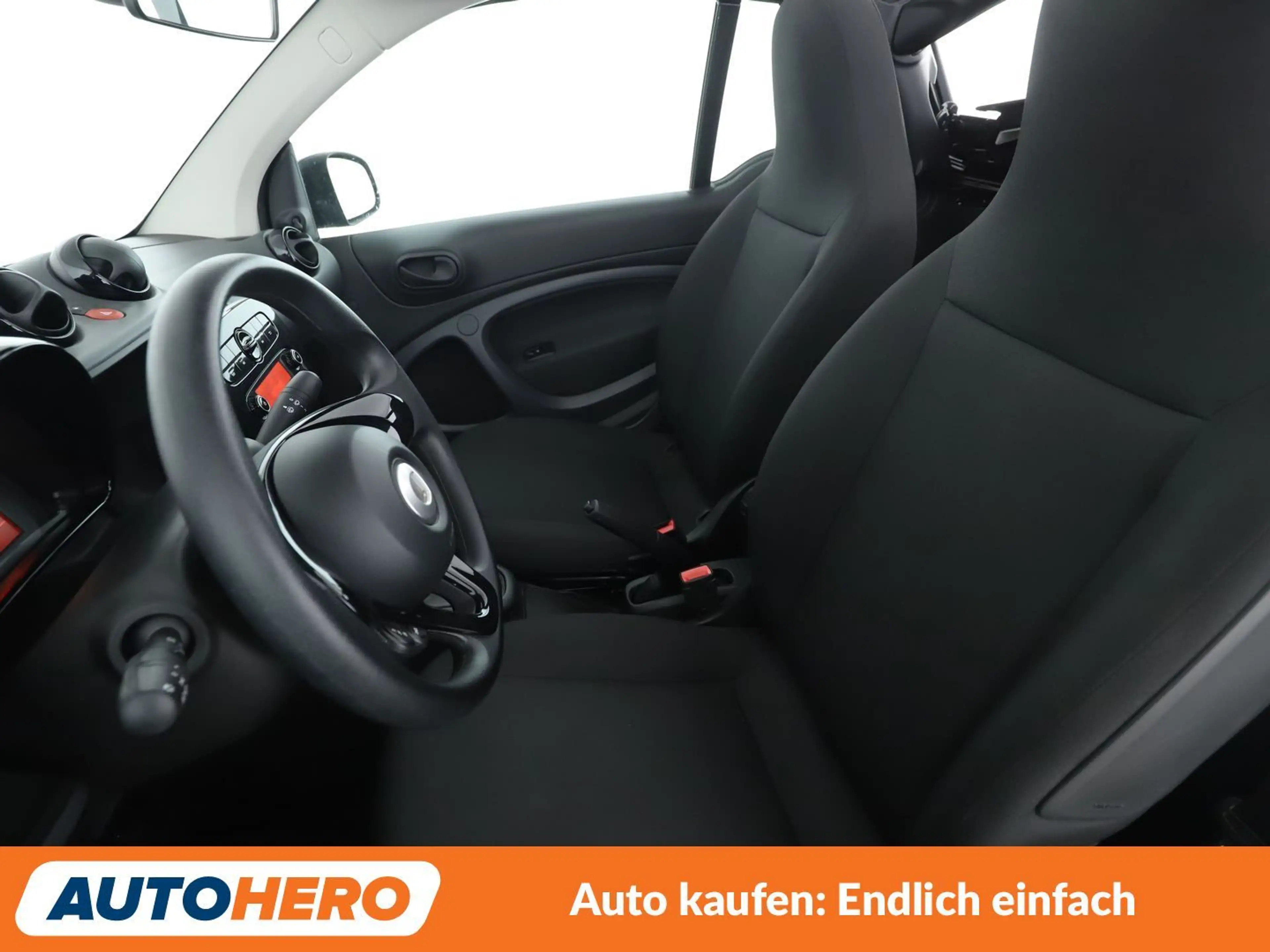 smart forTwo electric drive 60 kW Aut.*TEMPO*SHZ* — photo 10