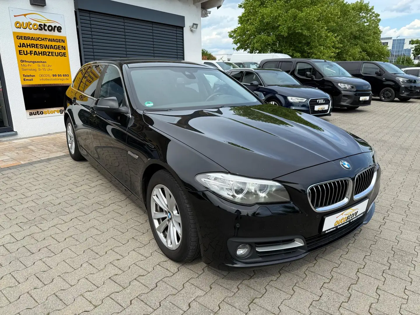 BMW 520 Touring 5er - d xDrive DPF 140 kW (190 PS), Aut... Schwarz - 2