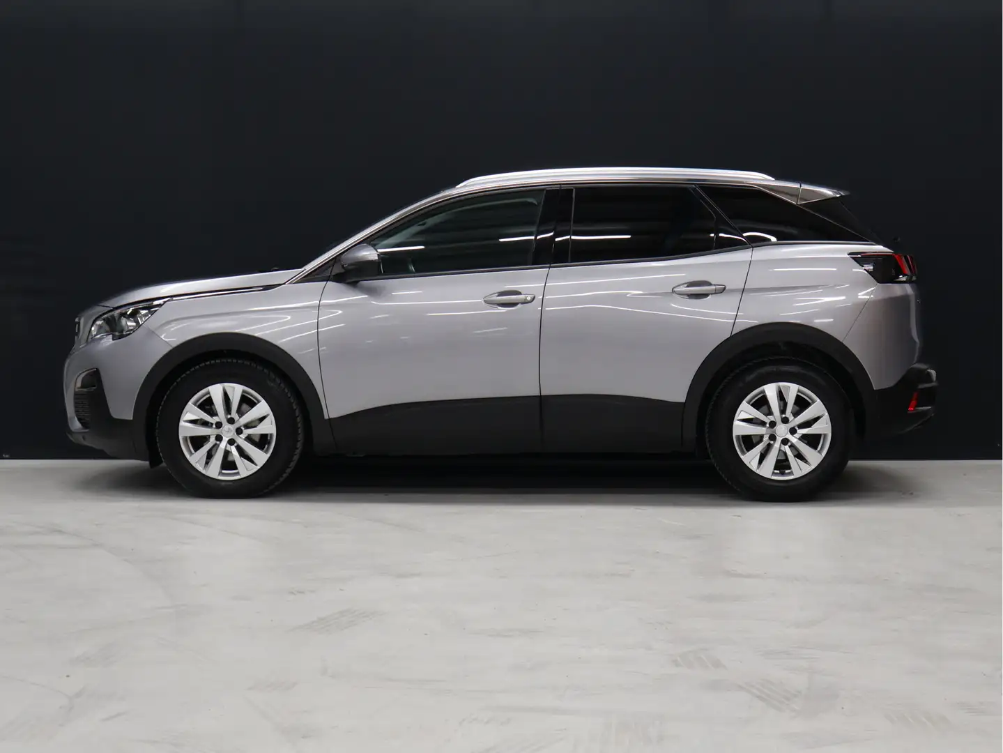 Peugeot 3008 1.2 PureTech Blue Lease Executive *WEEKAANBIEDING* Gris - 2