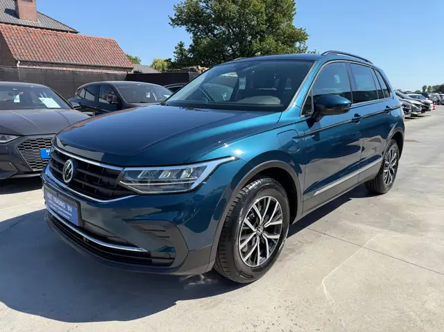 Volkswagen Tiguan view 9
