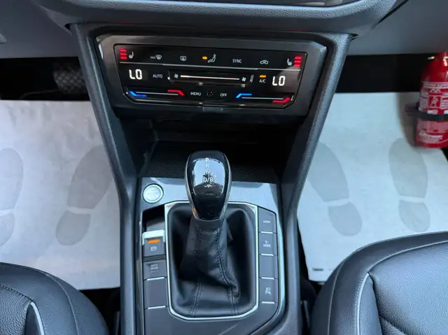 Volkswagen Tiguan view 25