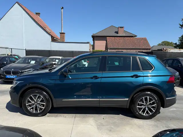 Volkswagen Tiguan view 8