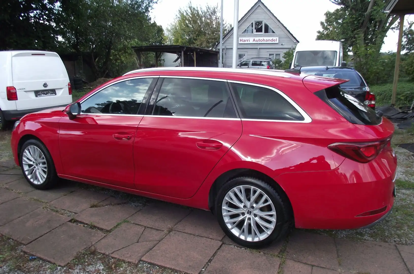 SEAT Leon Sportstourer Xcellence Rot - 2